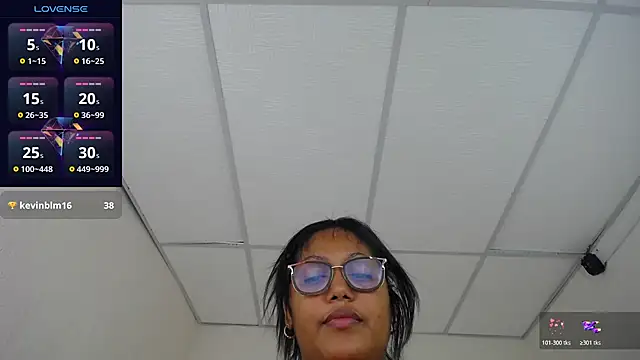 Miajoseph_ - Heyhoney vibe my clit and make me squirt