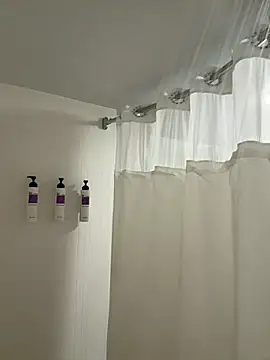 Kikikitti - FUCK MY 😸 with 16 INCHES