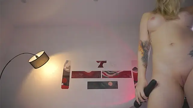 MiaThaine - Fingering my tight ass