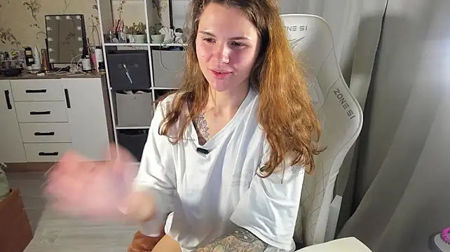 Katrina_Soul - softly touch my hands