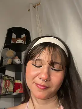 Ivi_sunny - Oil all body+ naked