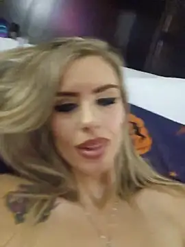 Ellieconradxo - Spoil my pussy how many times can I cum