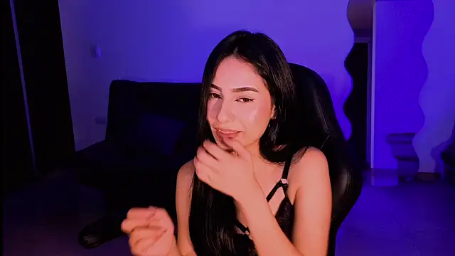 Amara_Beaumont - naked + spanking