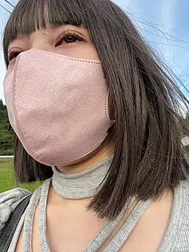 Ema_xx - お外でブラ抜き、、♡♡そのままコンビニ入っちゃう、、！？