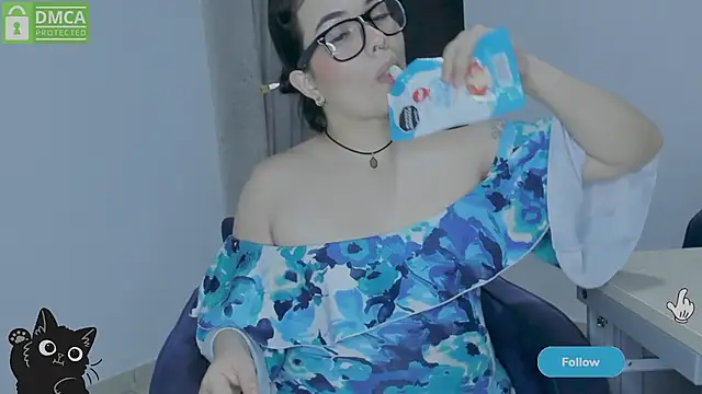 Sofialacolombiana - Fuck my fat pussy guy!