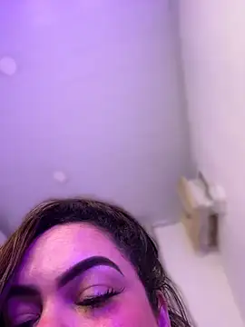 Fernandinhacarioca_ - Me vibra forte até eu gemer alto
