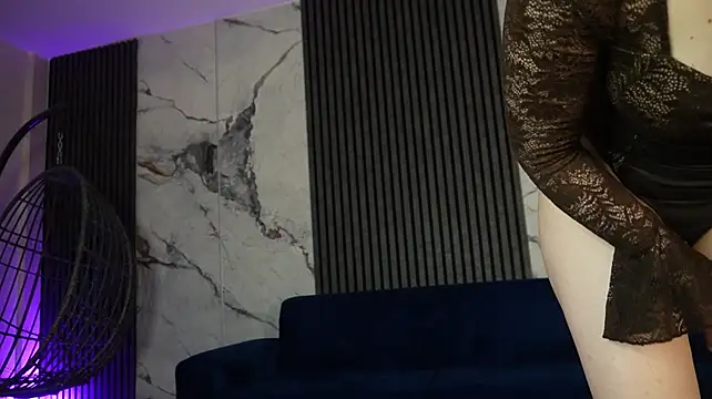 AryaGold - Vibe my Ass till my pussy explodes <3