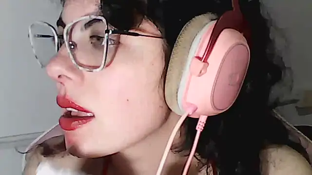 Owly_bloom - flash tits