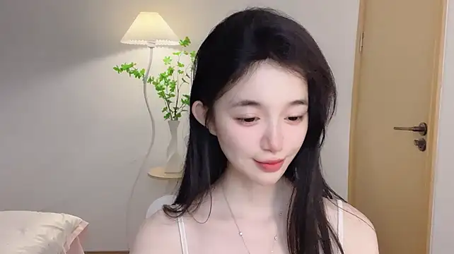 Annie-3 - 泡泡抹香肩 涂美胸 小粉控制3min