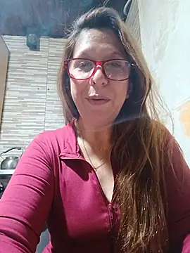 Cari75 - Aceite en tetas 3 minutos