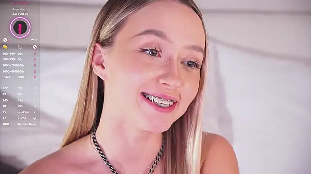 HollisBeckett - Tease you you with my boobies