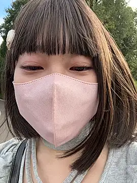 Ema_xx - お外でブラ抜き、、♡♡そのままコンビニ入っちゃう、、！？