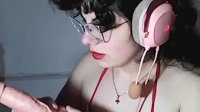 Owly_bloom - flash tits