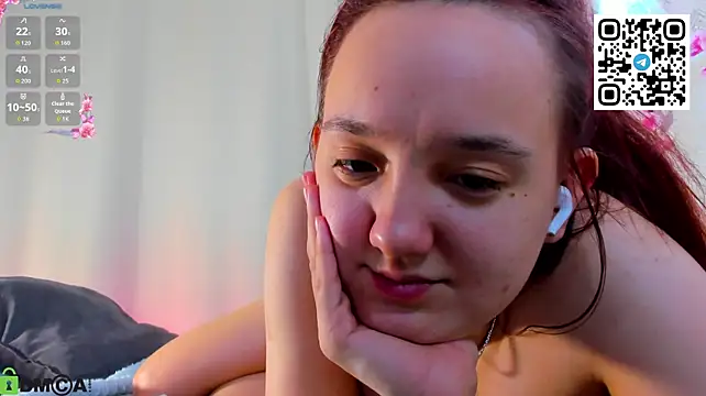 Fera1_Berry - water on boobs