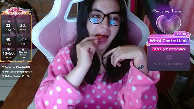 Maggie_Fox3 - SHOW SQUIRT