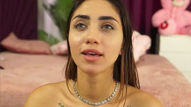 IsLucyCherry - Kinky blowjob!