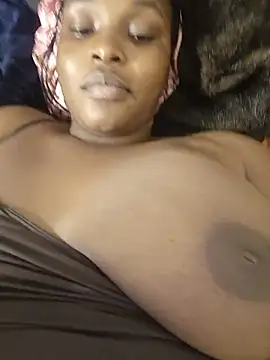 Thickgal_ - come lets hit the target