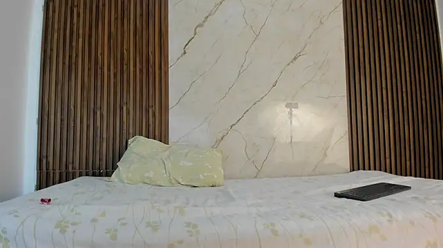 SarayAlexx - make us very happyyy❤️🥰