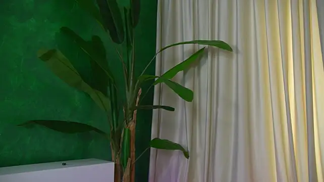 FoxieJullia - cum with me..