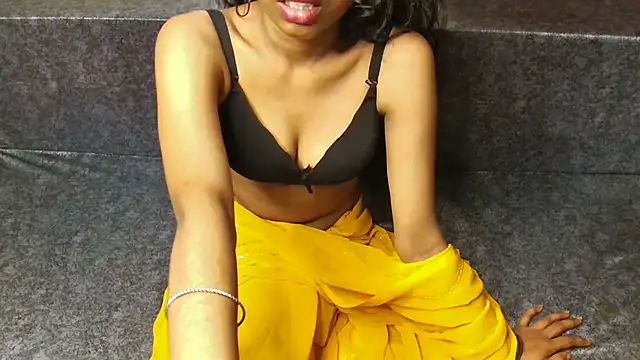 Wild_saanvi - Boobs spank 20X cutee both