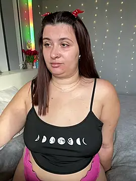 AureTease - Lovense 4K Webcam 2
