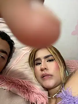 Arletl69 - Twerking desnuda por 1 minuto