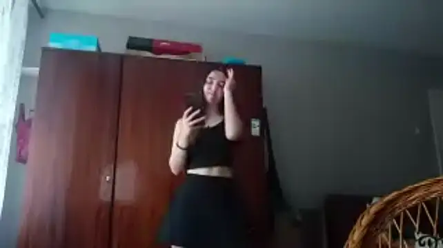 WynonaFarhat - Send a kiss
