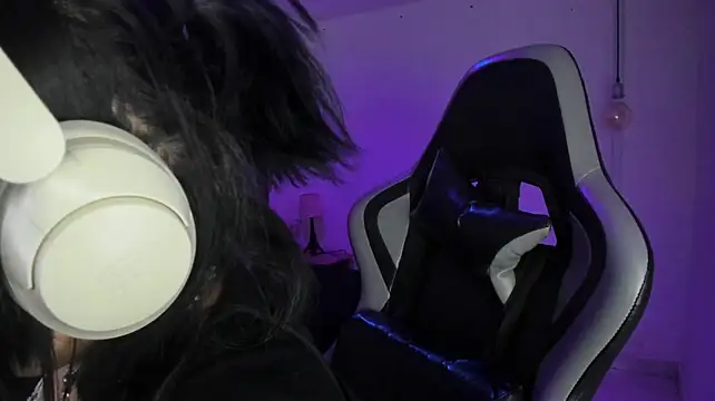 Kitty_Gang - Rub my pussy until it's very wet 🥵💦