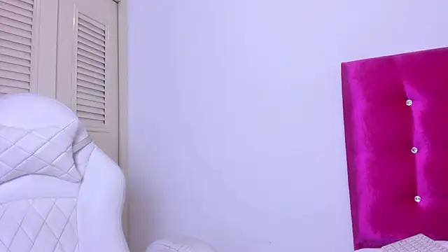 Celena-squirt - FINGERS IN THE ASS🍑🍑