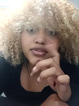 CarnalScandal - Flash my A$$! 🍑