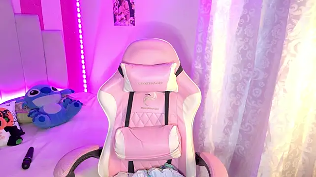 AliiceBrown_ - Striptease