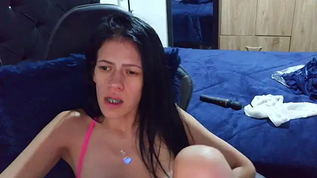Annastasia_Rousse - boobs show