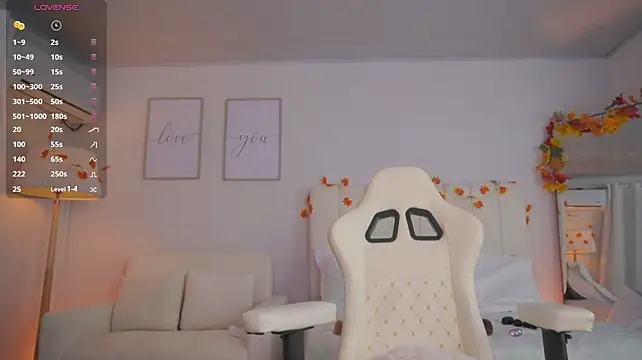 Cristall_Bunny - RIDE A BIG COCK ON THE FLOOR