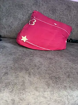 Juicey_bhabhi_pussy - Spit on pussy and boobs check insta boys