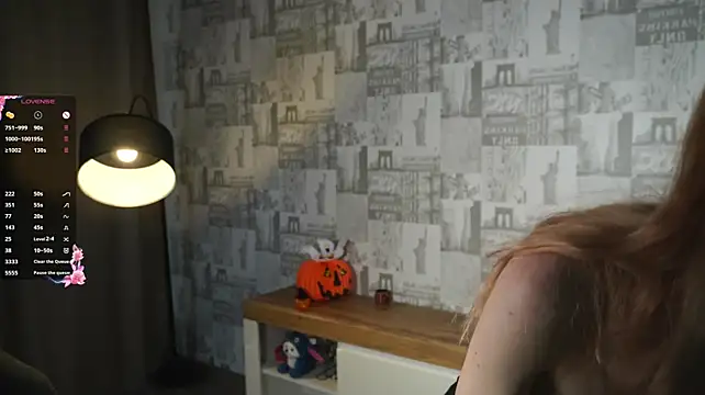 TiannaBorlace - TAKE OFF TOP