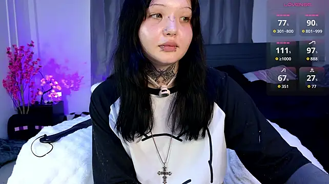 Lein_Bone - dildo play
