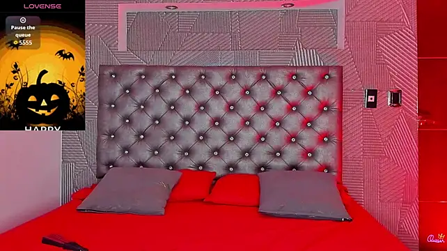 Valery_Diamond - SPREAD MY LEGS CLIT PLAY🫦💦