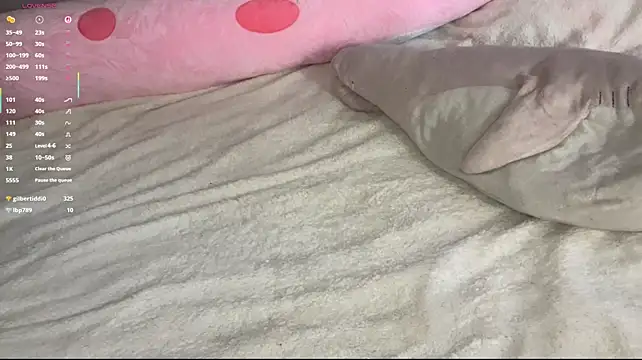 Aera_elese - mashing boobs
