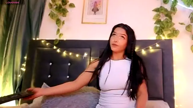 Alisse_Storm - 10 spanks ass