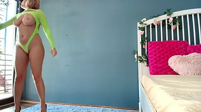 AlicePirs - Make my legs shake