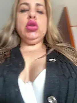 Laarti - Anal y Squit