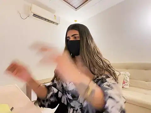 MaYaa__11 - dance nude on gulabi saree