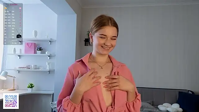 EffieFruin - Cool my hot body🧊