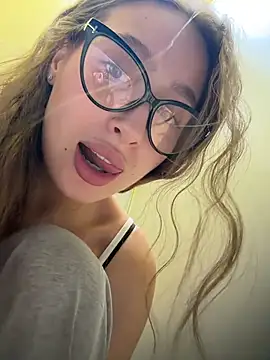 Coconut_milk - Sqeeze boobs in bra near urinal