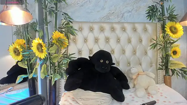 LittleeJaz - Show Tits🍒