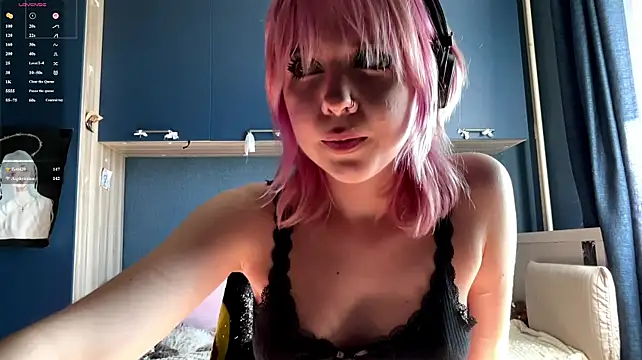 AueshaSimon - squeeze my nipples