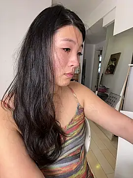 Tavie1744 - bare my butt 2min