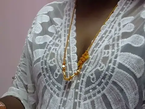 Tamil_Sindhu_1 - Boobs show