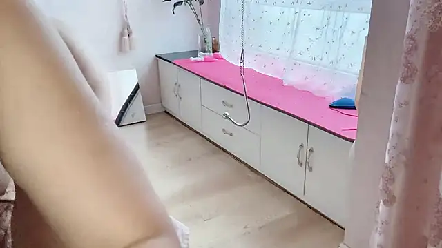Z30966903S - 一线天馒头b女上骑乘喷水