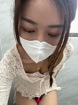 Cara-02 - 脱内衣